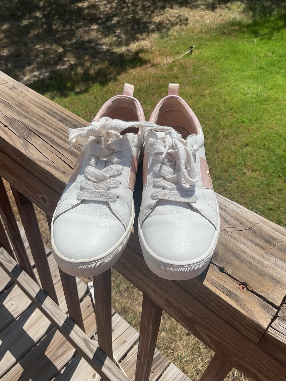 Kate Spade New York adorn sneaker Women size 9.5 Rose A24 113